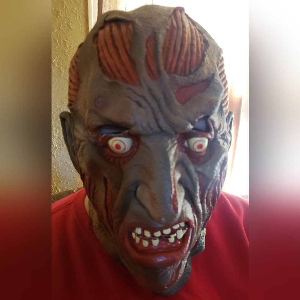 Vintage Halloween full face Freddy Kreuger mask
